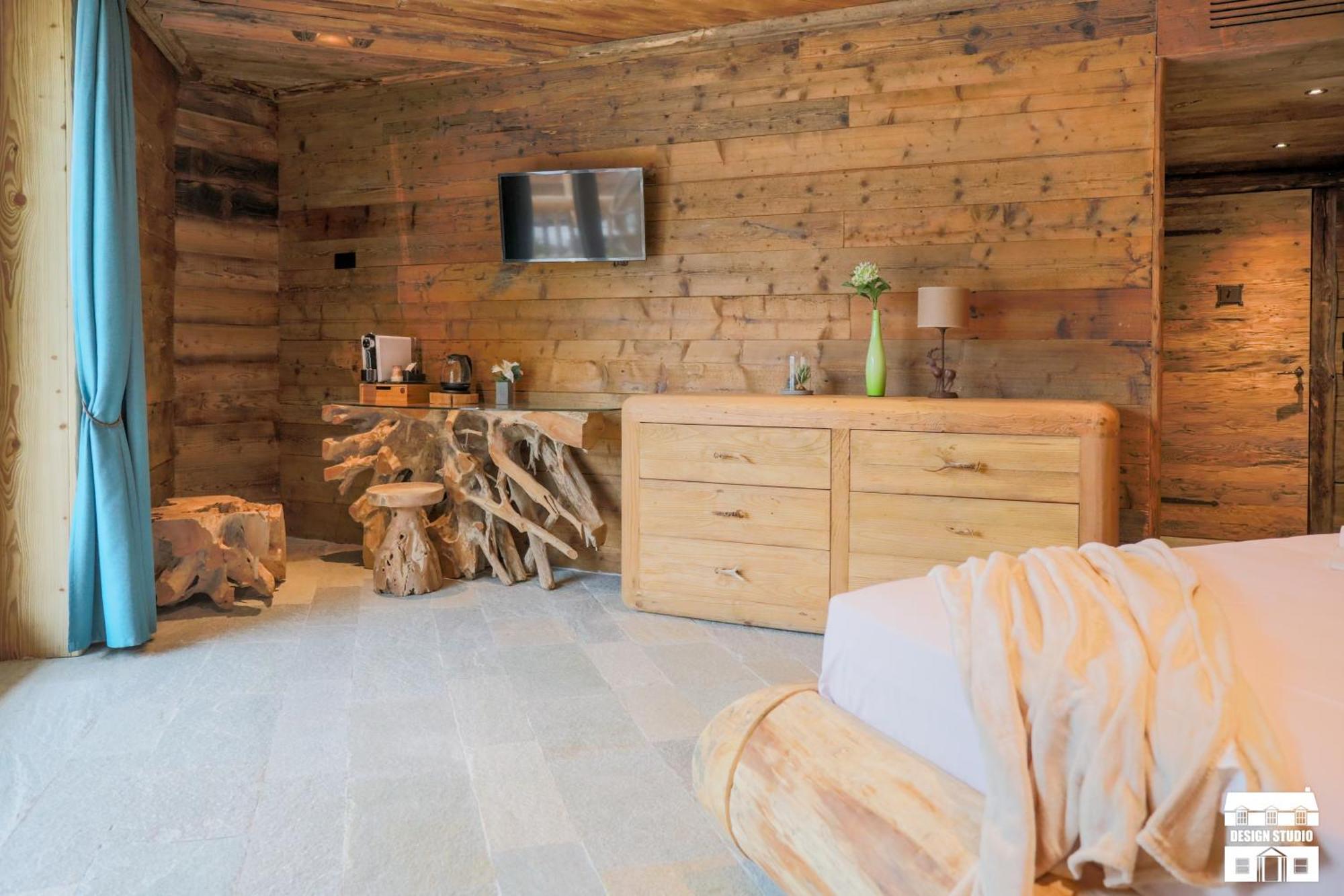 Chalet Antico Legno By Design Studio Sueglio Exteriér fotografie