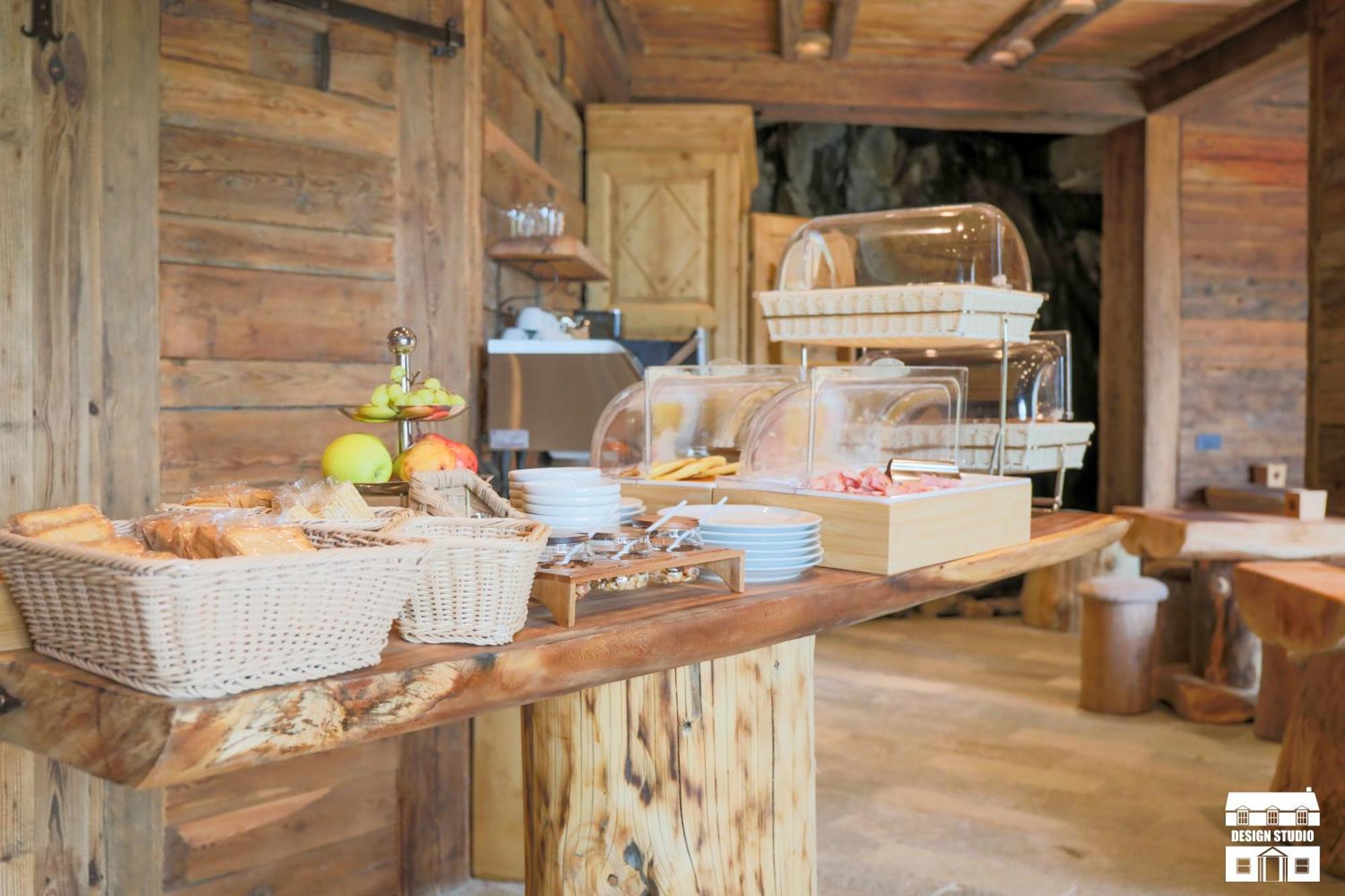 Chalet Antico Legno By Design Studio Sueglio Exteriér fotografie